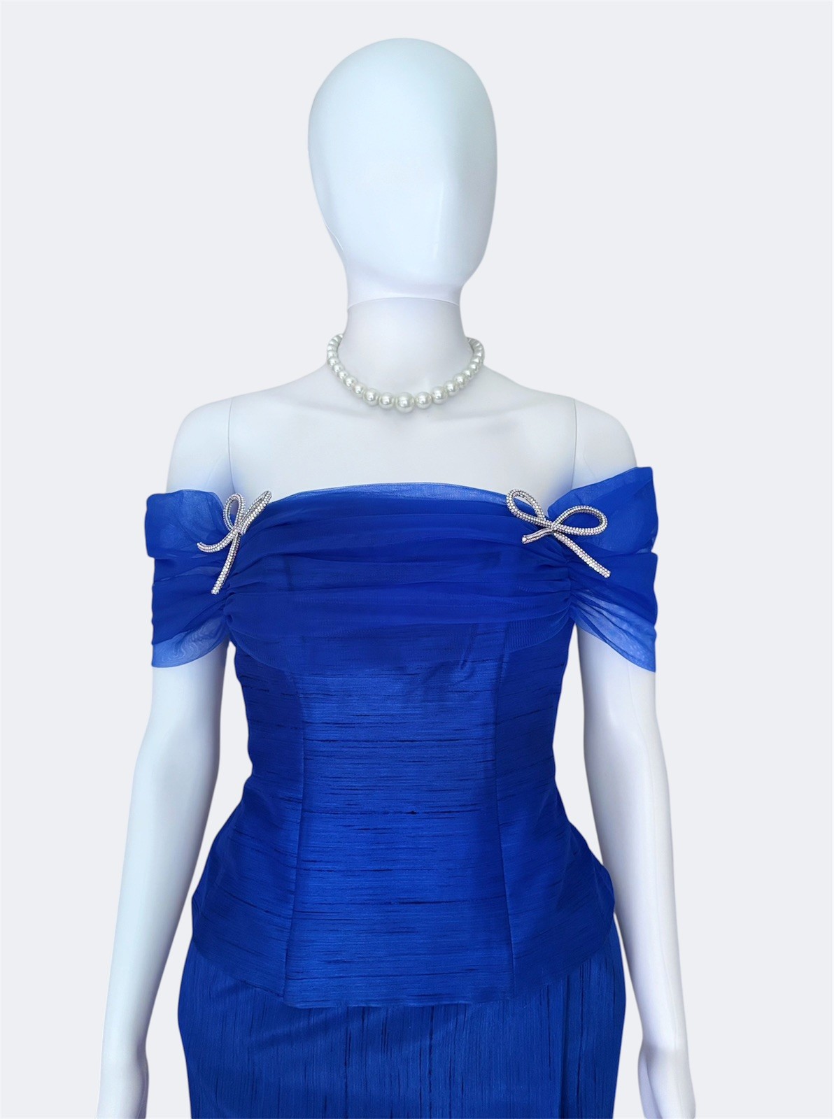 Khmer Traditional Outfit / Cambodian Clothes – 2 Piece, Khmer Shirt & Skirt