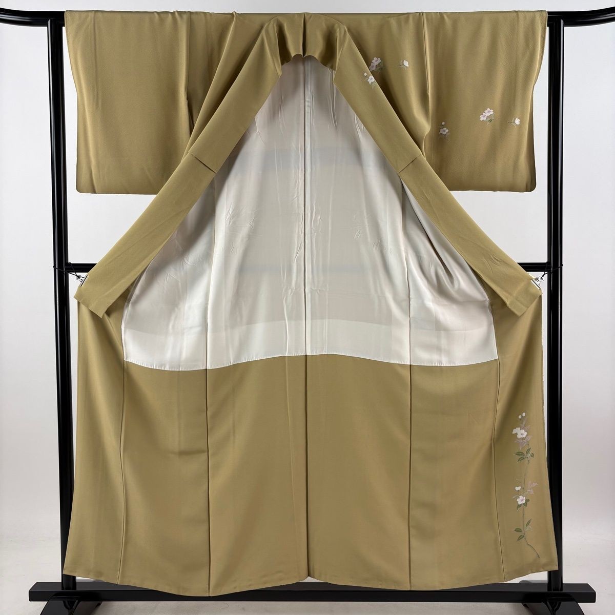 Houmongi Kimono Signed Flowers Bush Clover Mustard Silk 156.5cm S Lined