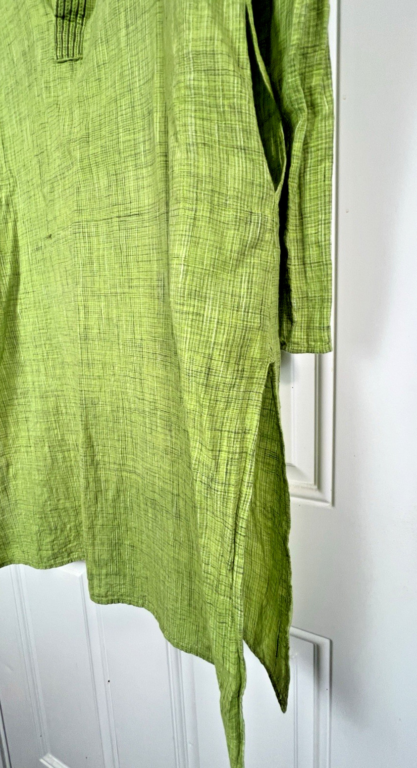 Vibrant Lime Green Kurta Linen Blend Long Sleeves Size 40 side slit