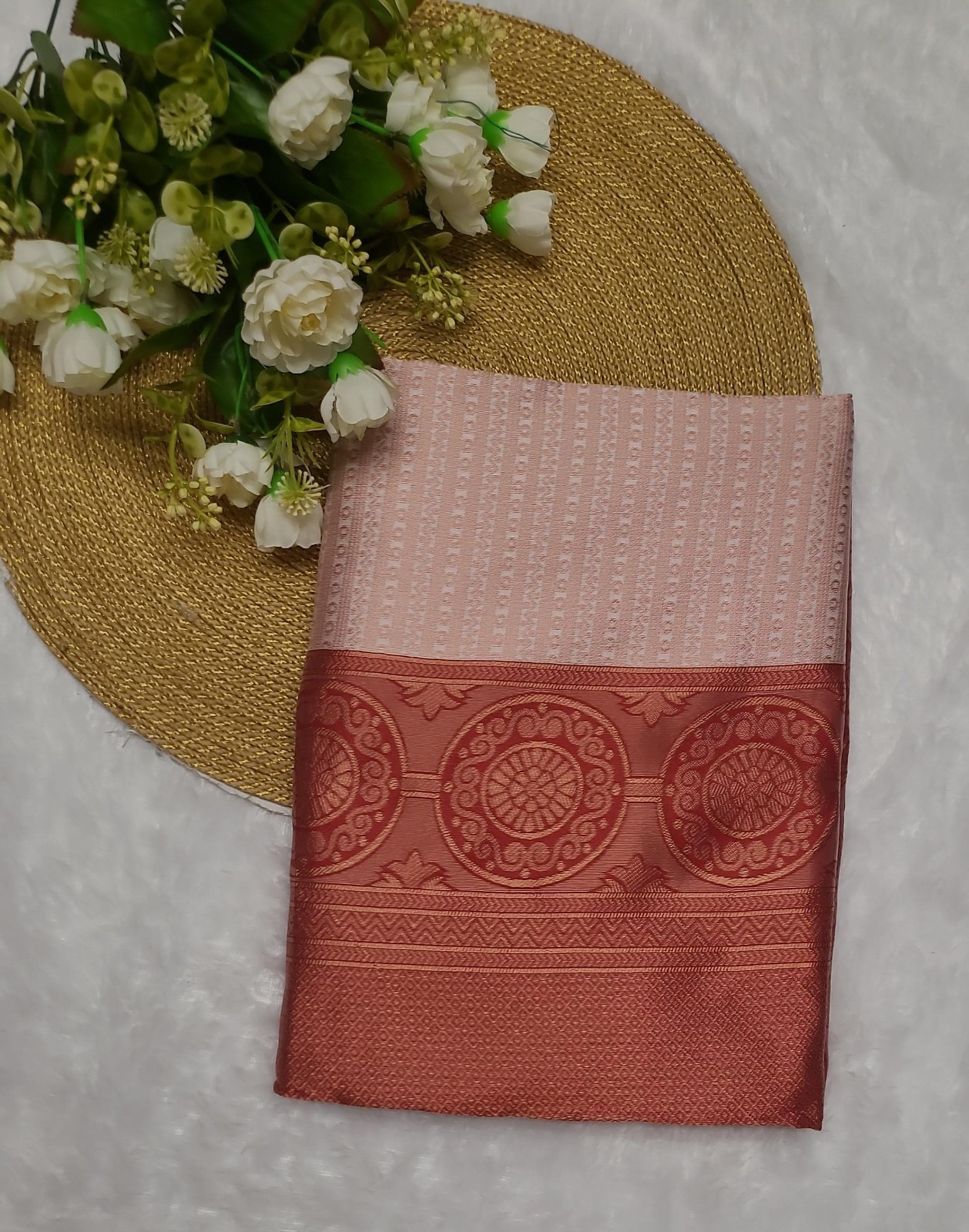 Women’s Banarasi Silk Kanjivaram Jacquard Saree With Unstitched Blouse Piece