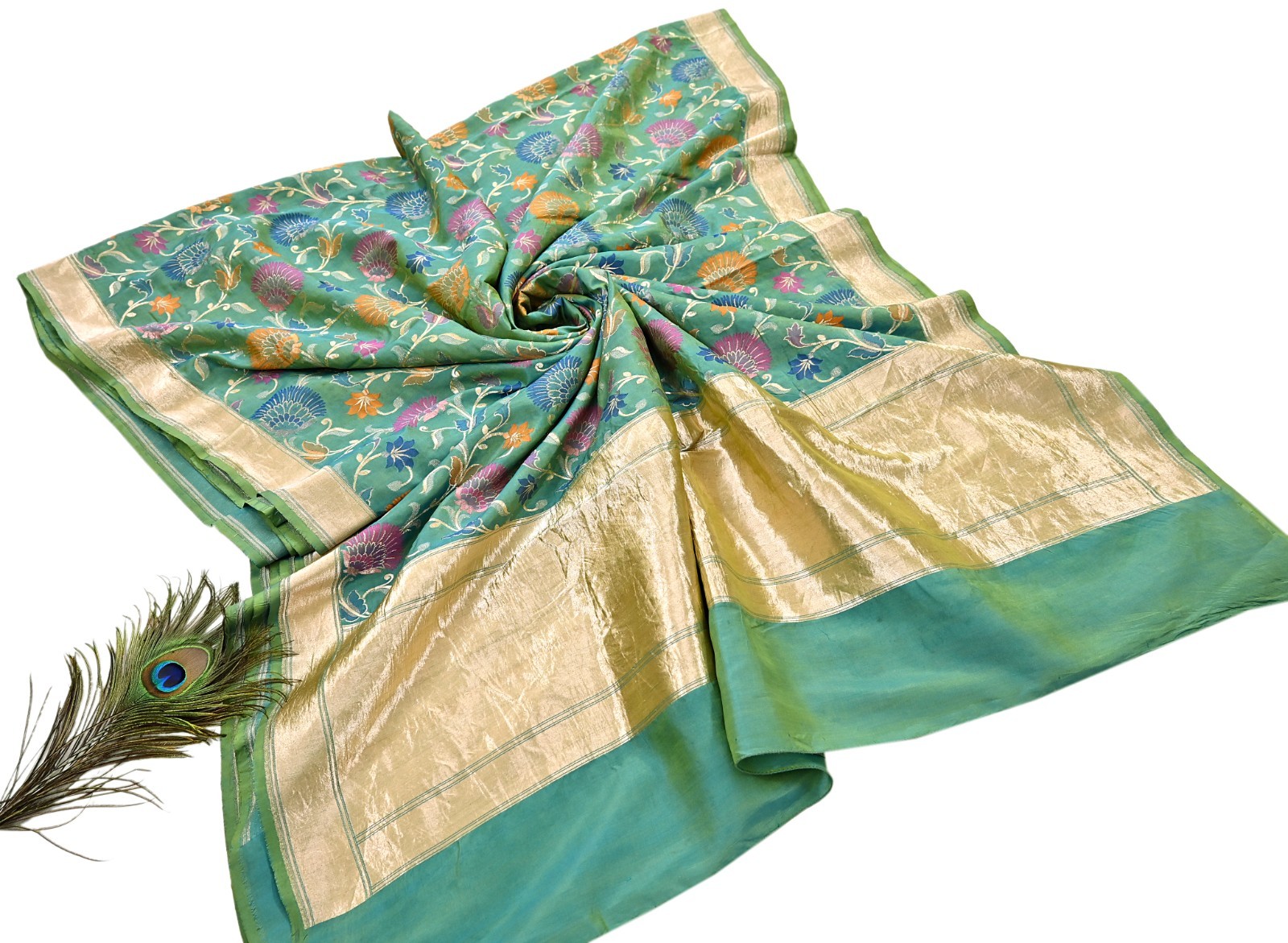 Indian Vintage Heavy Golden & Green Saree Pure Silk Hand Woven Kanjeevaram Saree