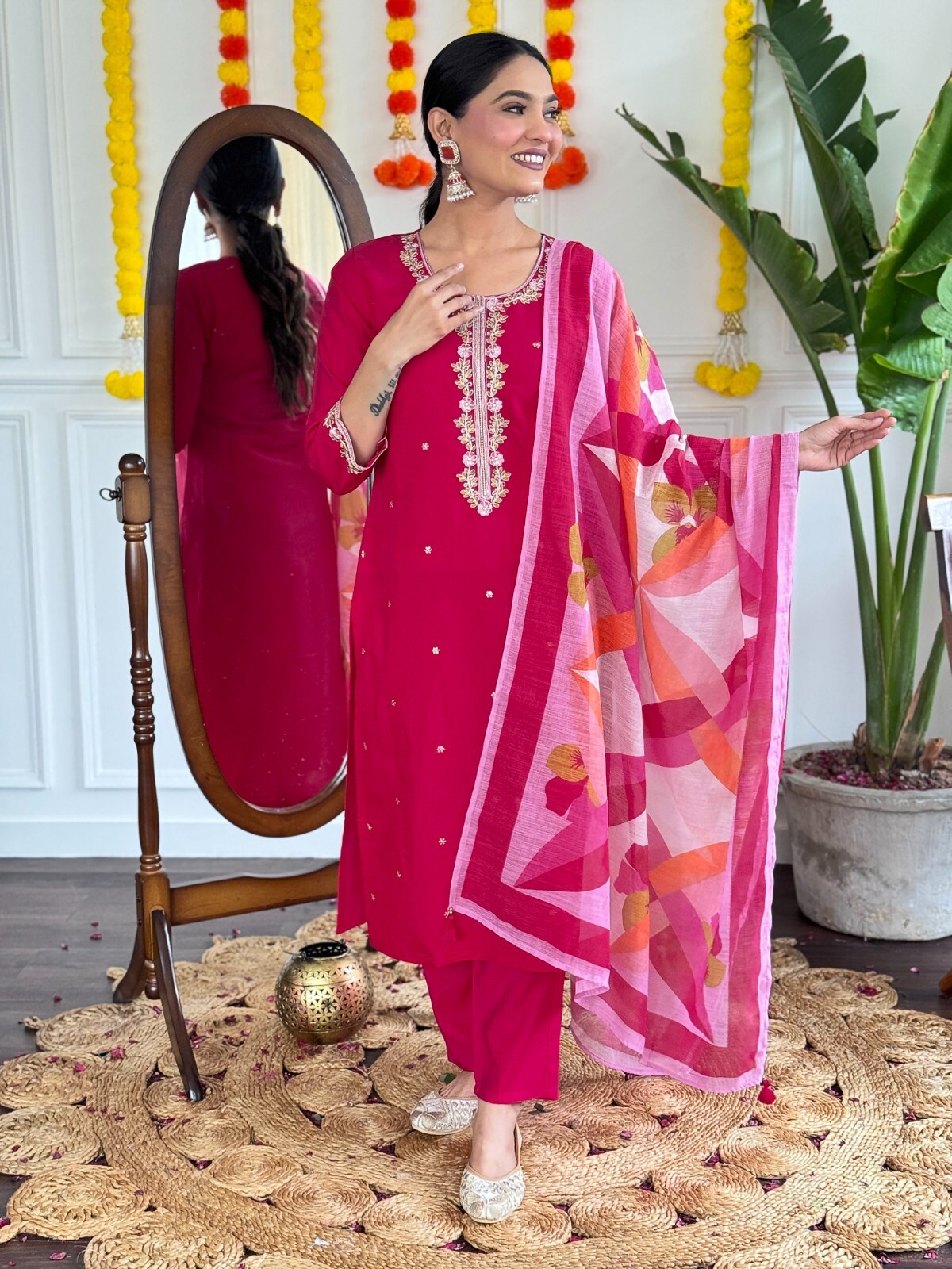Women’ s Viscose Chanderi Embroidery Kurta with Pant & Dupatta