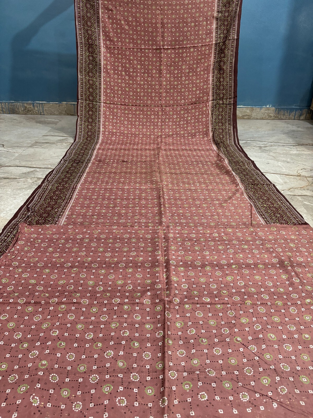 Craft Bazaar’s Vintage Silk Sari, Pure Silk Saree, Sewing Wrap, Soft Wrap SS1537