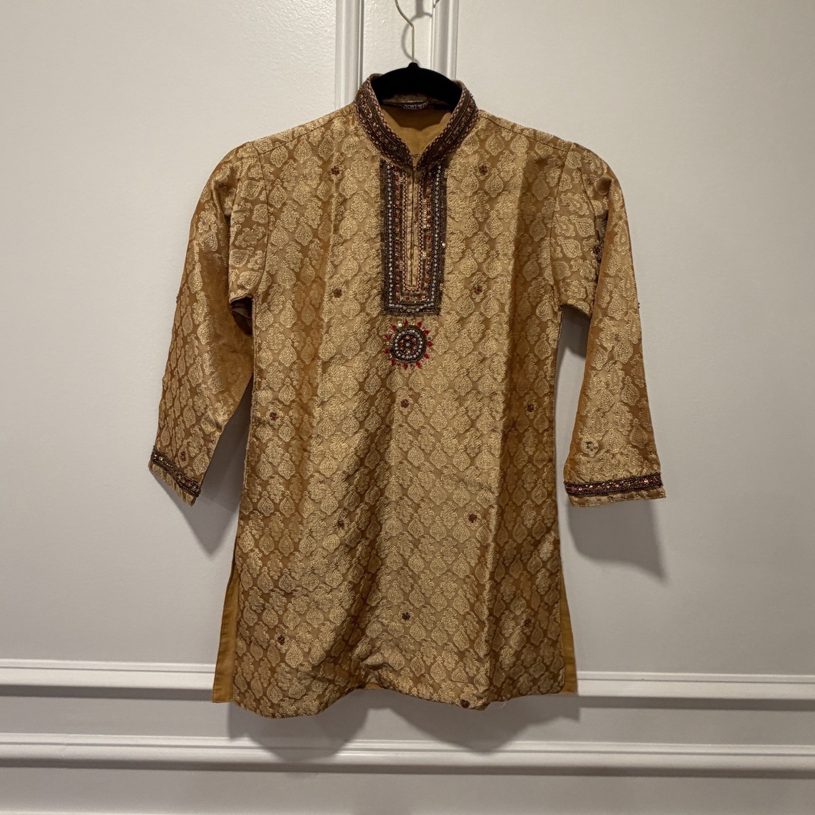 Vatsal Ethnic Wear Kids Embellished Kurta Tunic Size 6 Gold Brocade Beaded