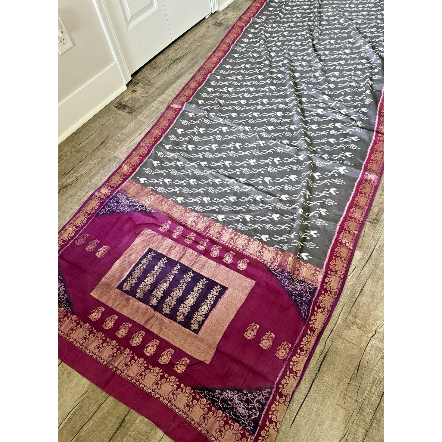 Indian WOMENS PRE-OWNED VINTAGE Gray/PURPLE TUSSAR SILK SAREE SARI FABRIC/CRAFTS