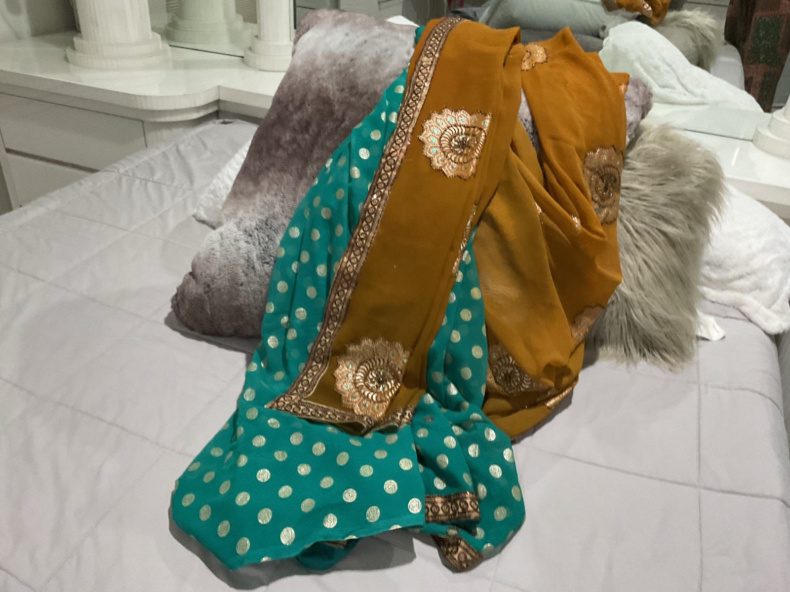 Indian saree with stitched blouse