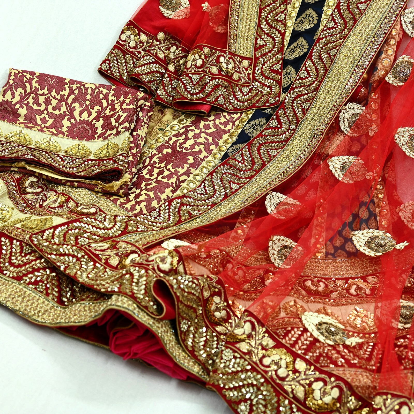Indian New Heavy Pure Silk Hand Embroidered Designer Sabyasachi Lehenga 3pcs Set