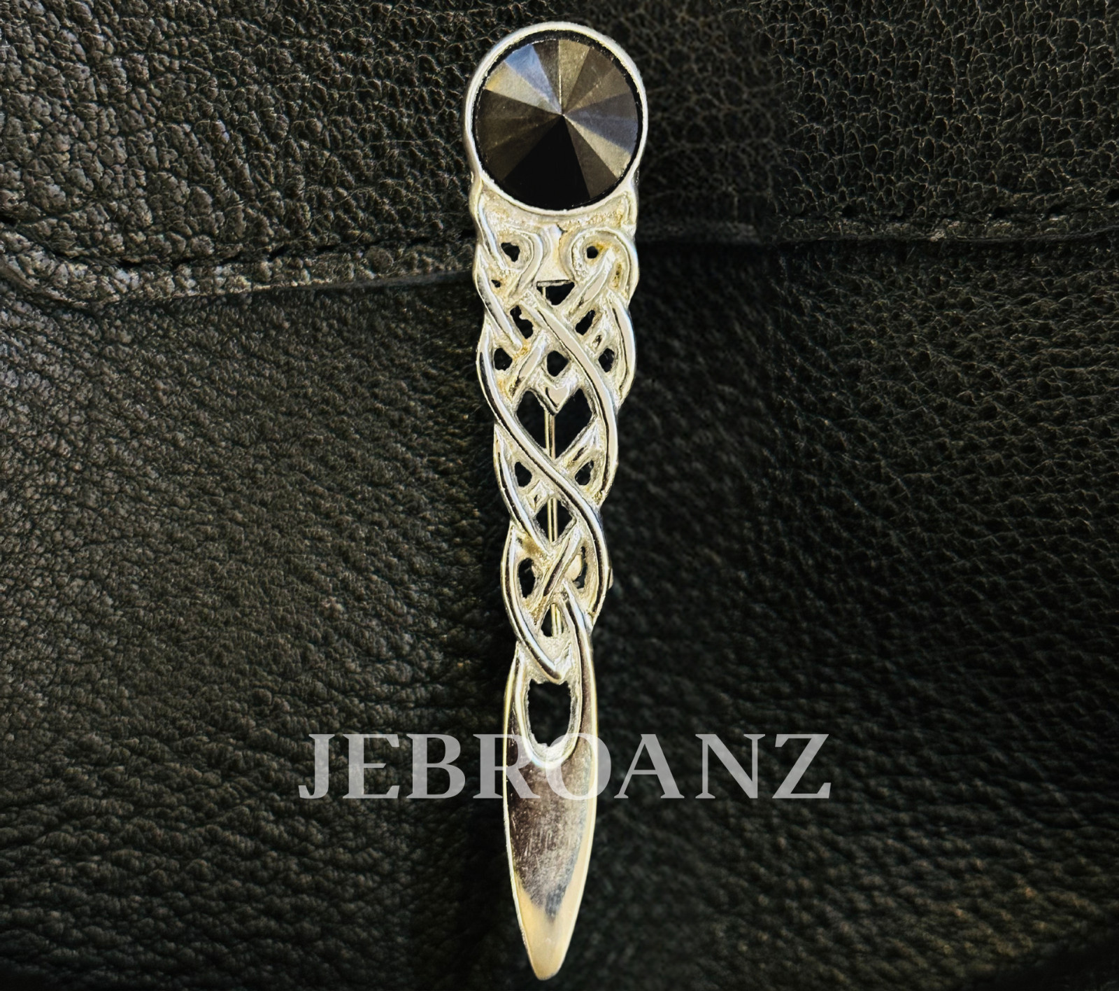 Scottish Kilt Pin Highland Celtic Knot Black Stone kilt Pin , Scotland Jewelry