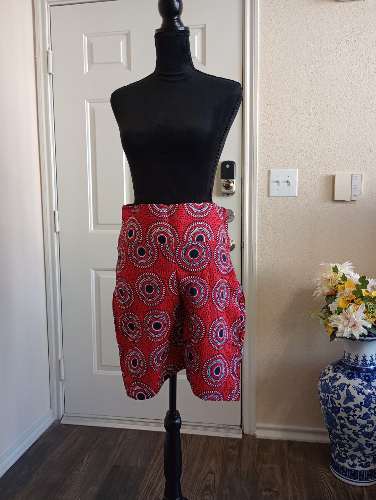 Ankara African Print Shorts & Jacket Suit Size USA Large, Waist 32 , Hip 40