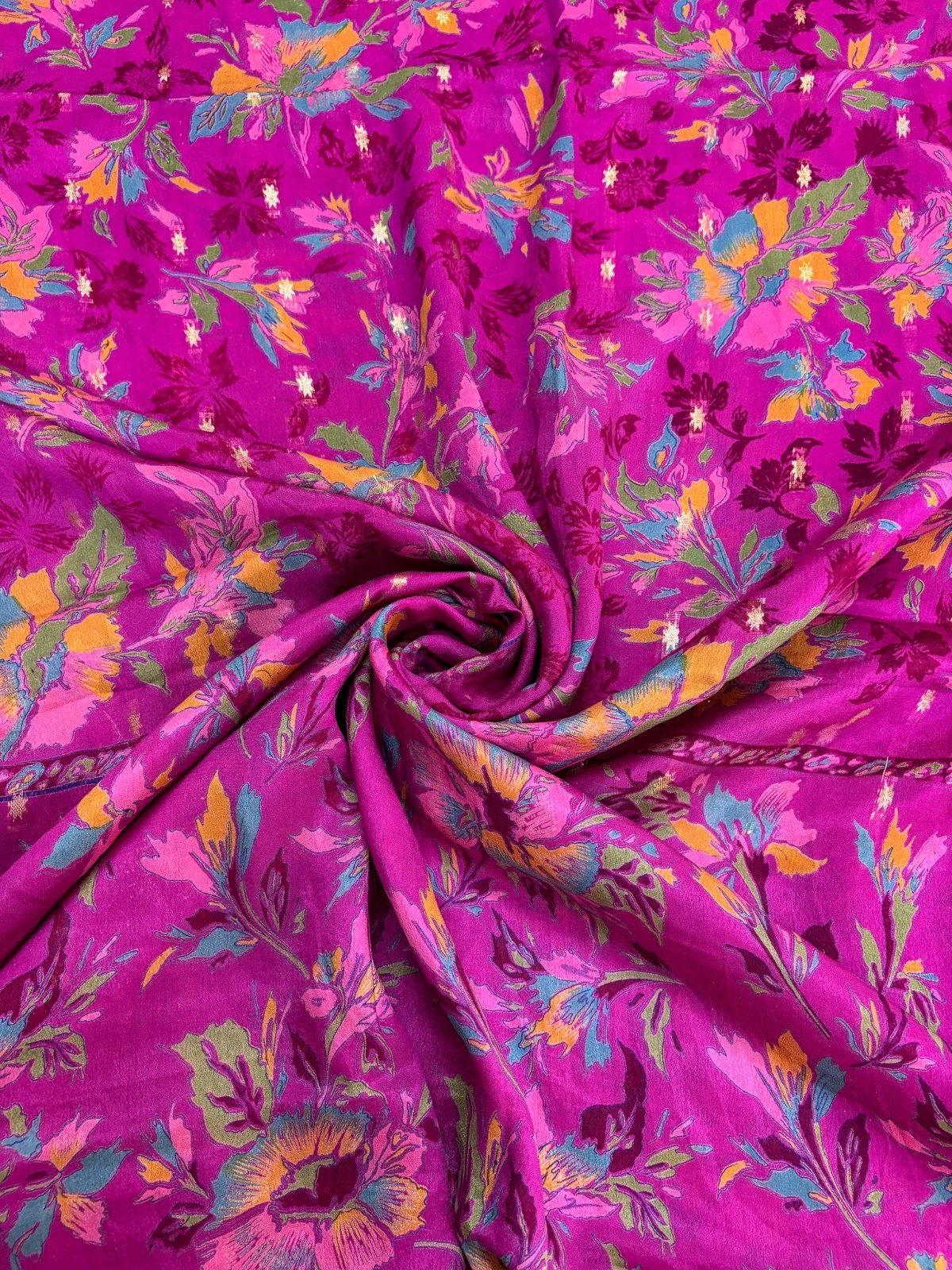 Vintage Chiffon Silk Saree, Lightweight Fabric for DIY & Sewing CS1202