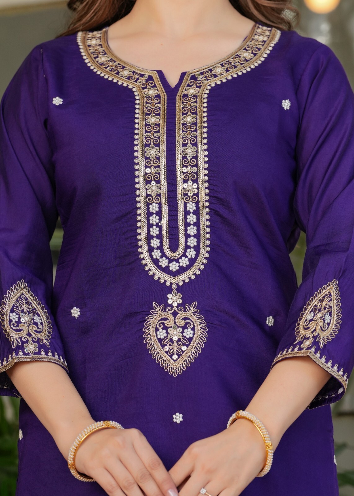 Women’ s Viscose Chanderi Embroidery Kurta with Pant & Dupatta