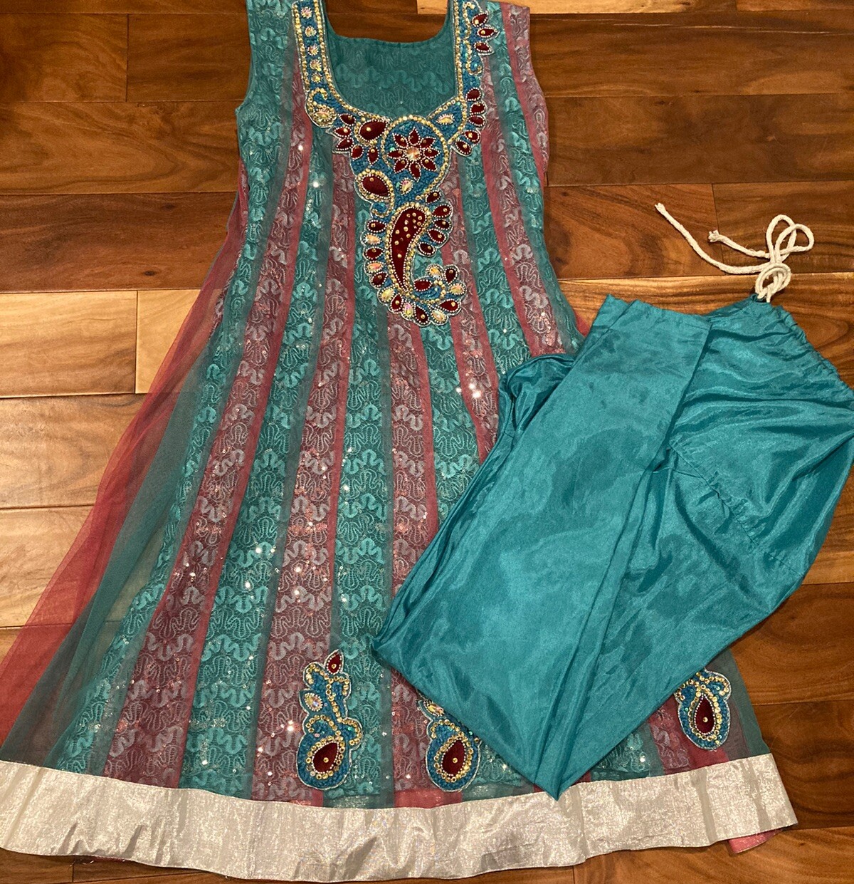 Indian Ethnic Hand made Festive Colorful Sari with salwar Wear Bust 16X 29Length