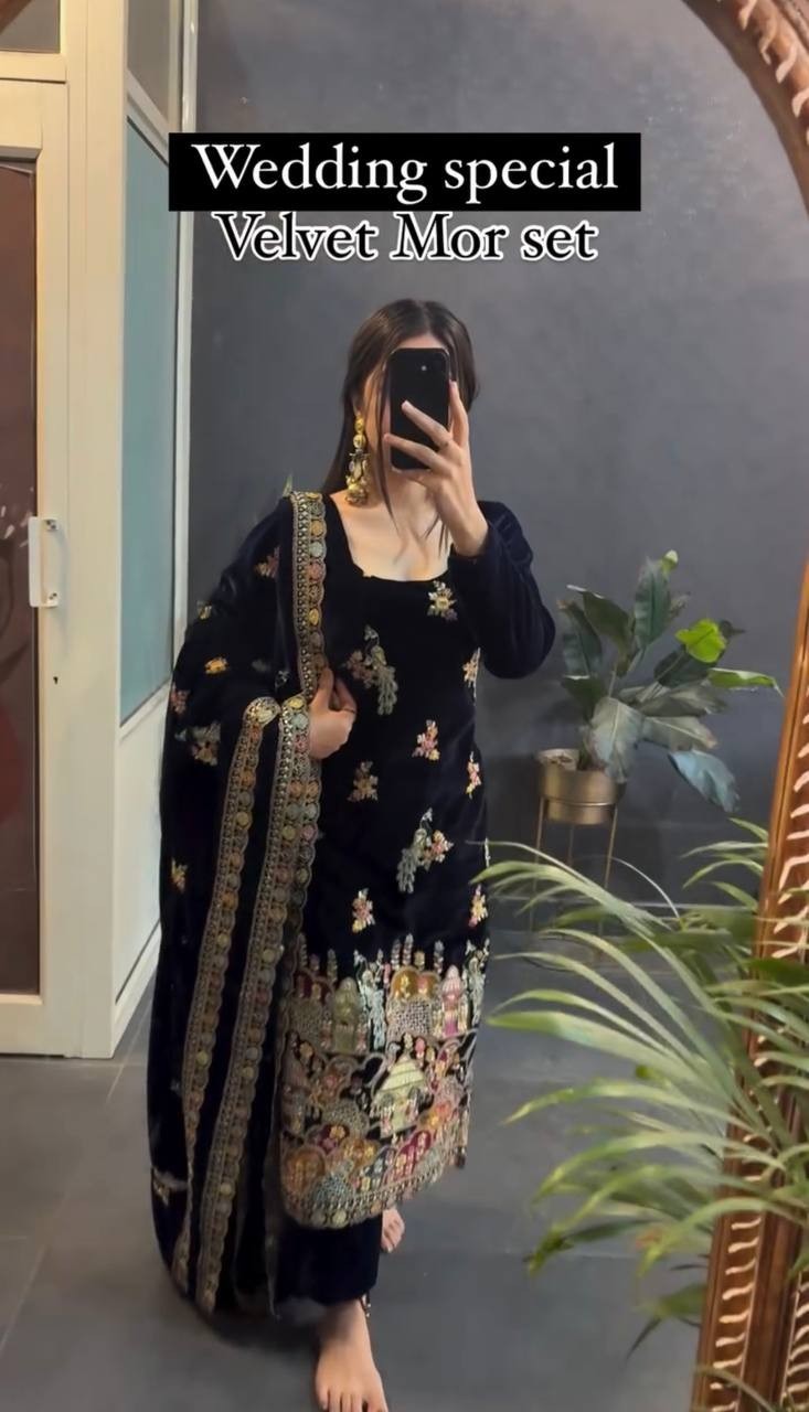 Stylish Black Velvet Readymade Salwar Suits For Women Indian Wedding Party Dress