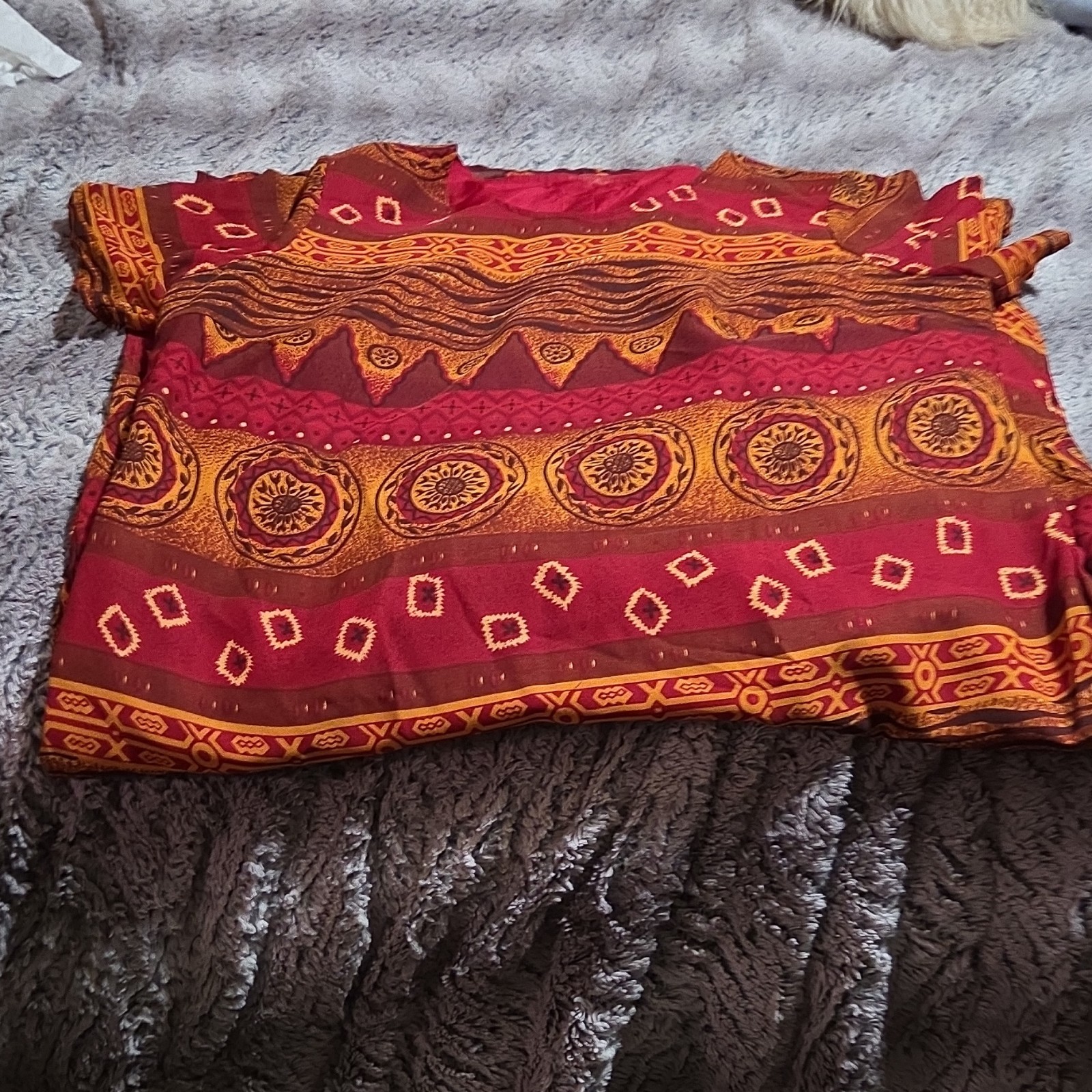 Sari/Saree Red Gold Orange Patterned Textile Traditional Indian Saree