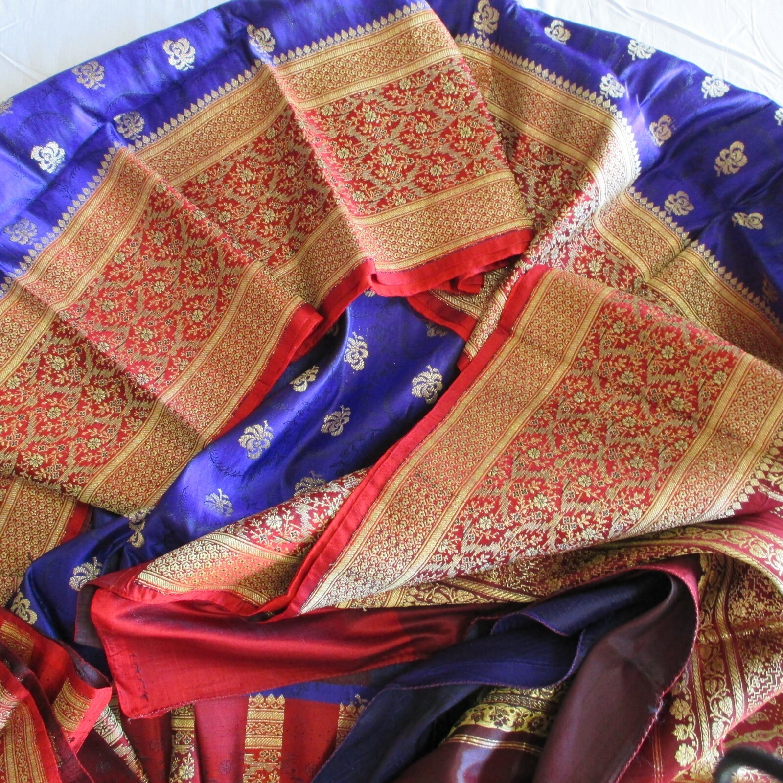 PURPLE Gold Pure SILK MAGNIFICENT Sari BROCADE Fabric RARE Panels DRAPES Curtain