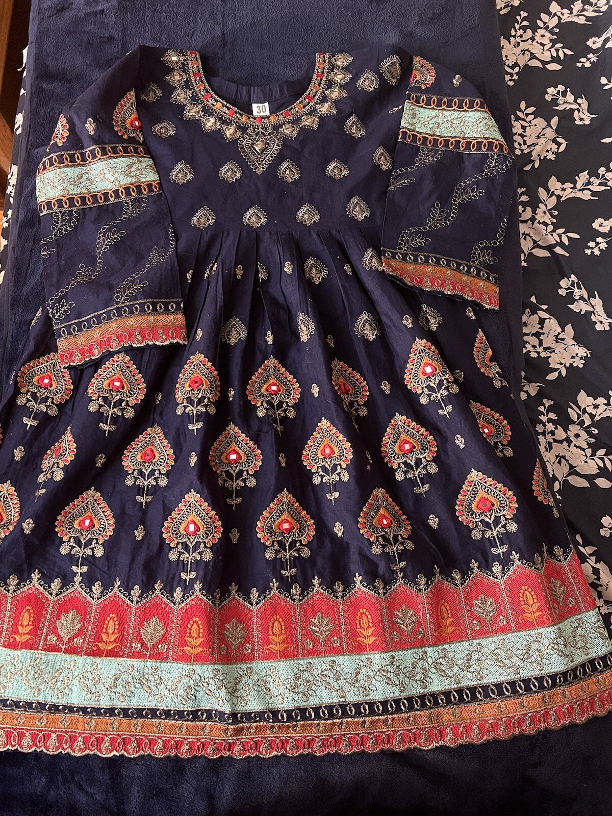 2 Pieces Pant Dress Embroidered Fancy Party Eid Ramadan Wear Size 6/8 Year
