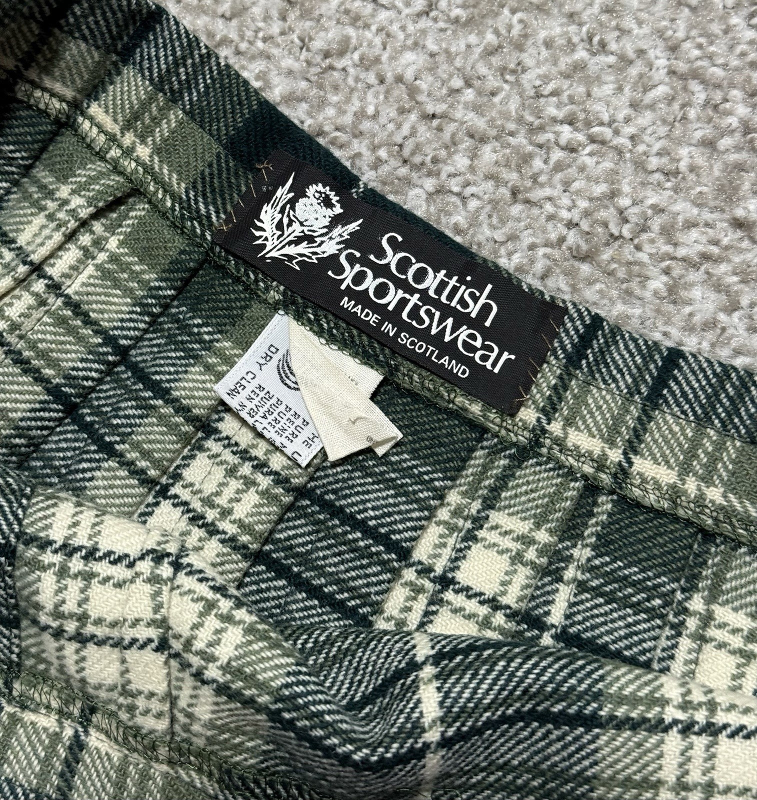 VTG Scottish Sportswear Green Tartan plaid Pure New Wool Kilt Made In Scotland