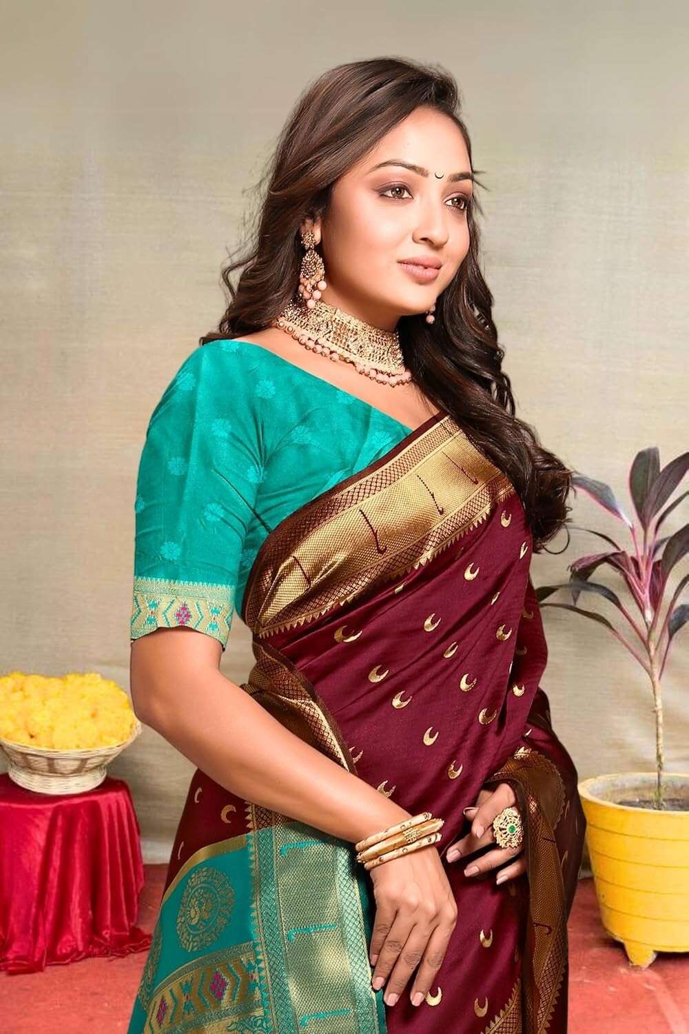 Women’s Pure Kanjivaram Silk Saree With Unstitched Blouse Piece