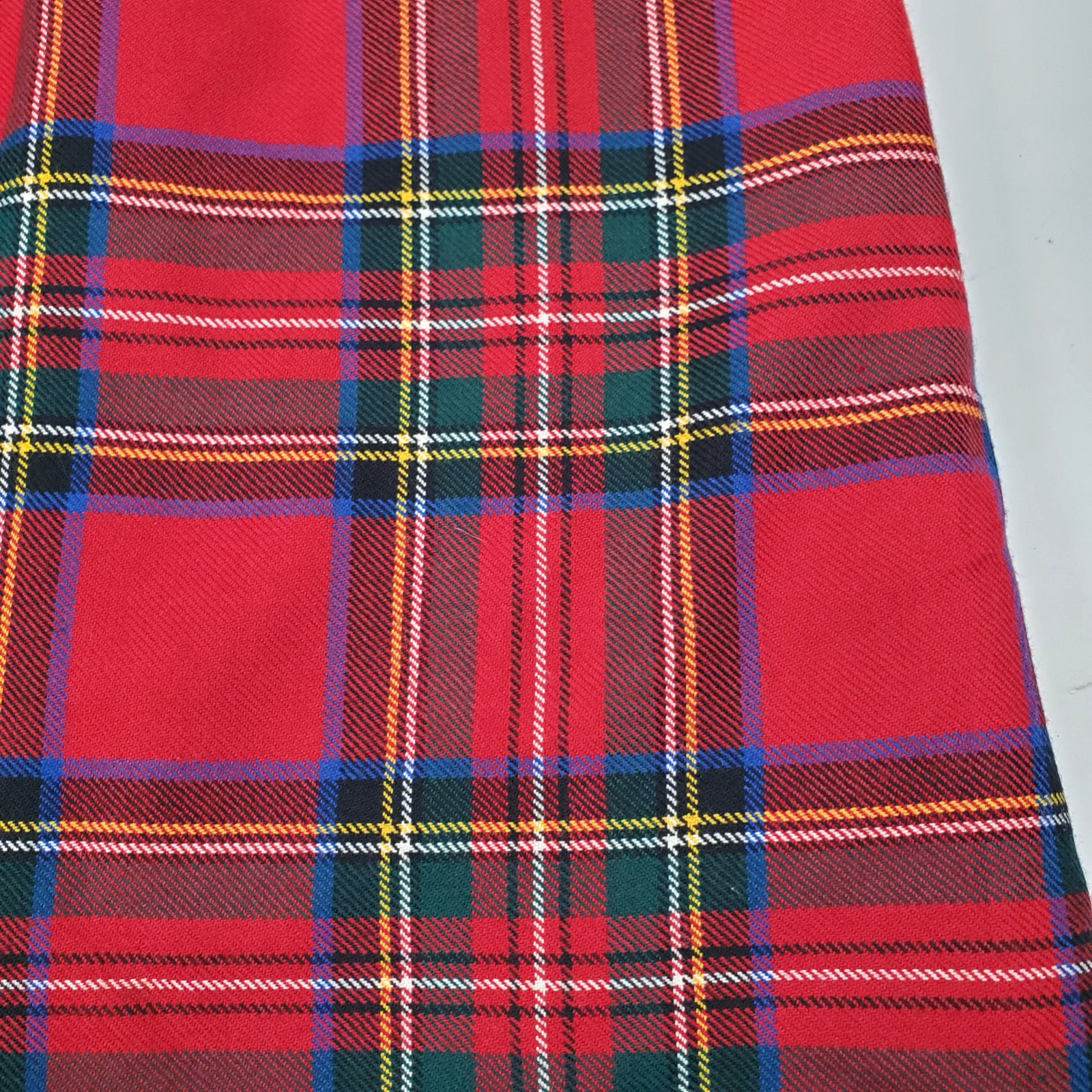 Kids Royal Stewart 100% Wool Tartan Kilt Hector Russel Scotland Adjusts to Sz 24