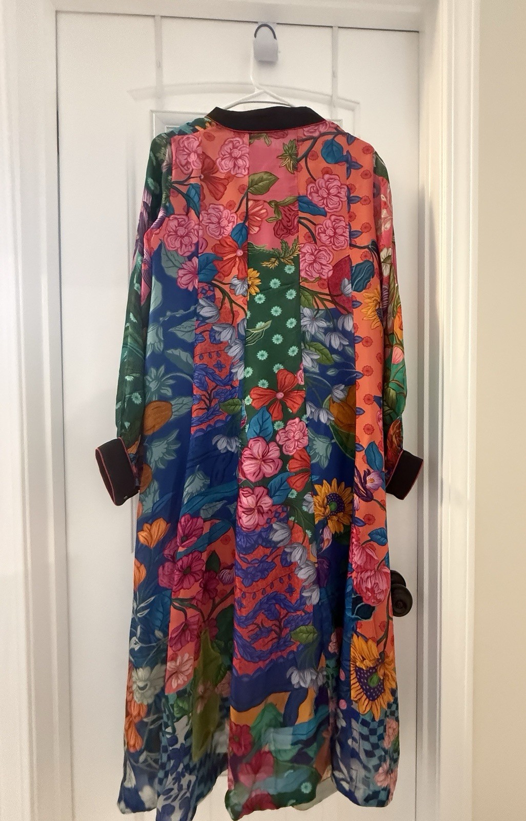 Pakistani Hussain Rehar Silk 2 Piece