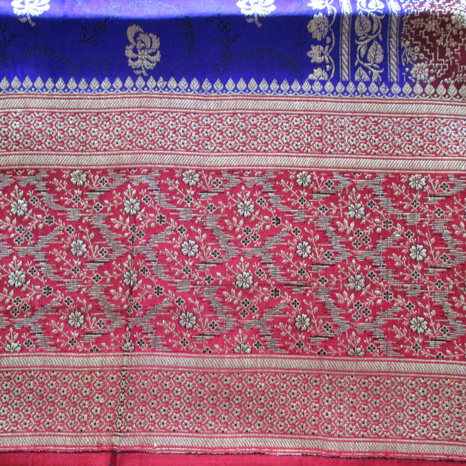 PURPLE Gold Pure SILK MAGNIFICENT Sari BROCADE Fabric RARE Panels DRAPES Curtain
