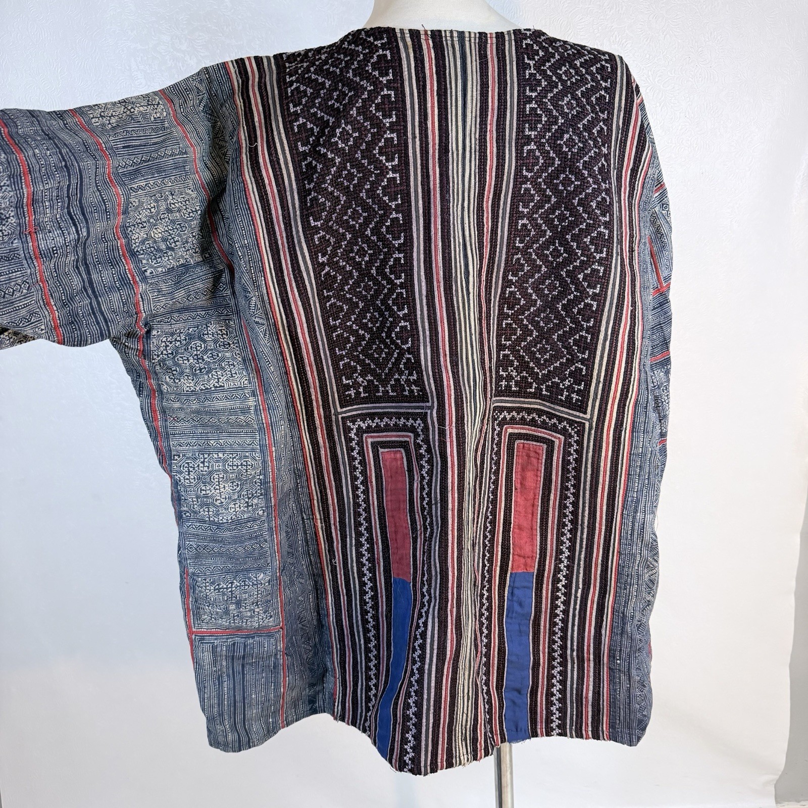 Vintage Hmong Handwoven Ethnic Jacket XL Blue Indigo Geometric Tribal Pattern