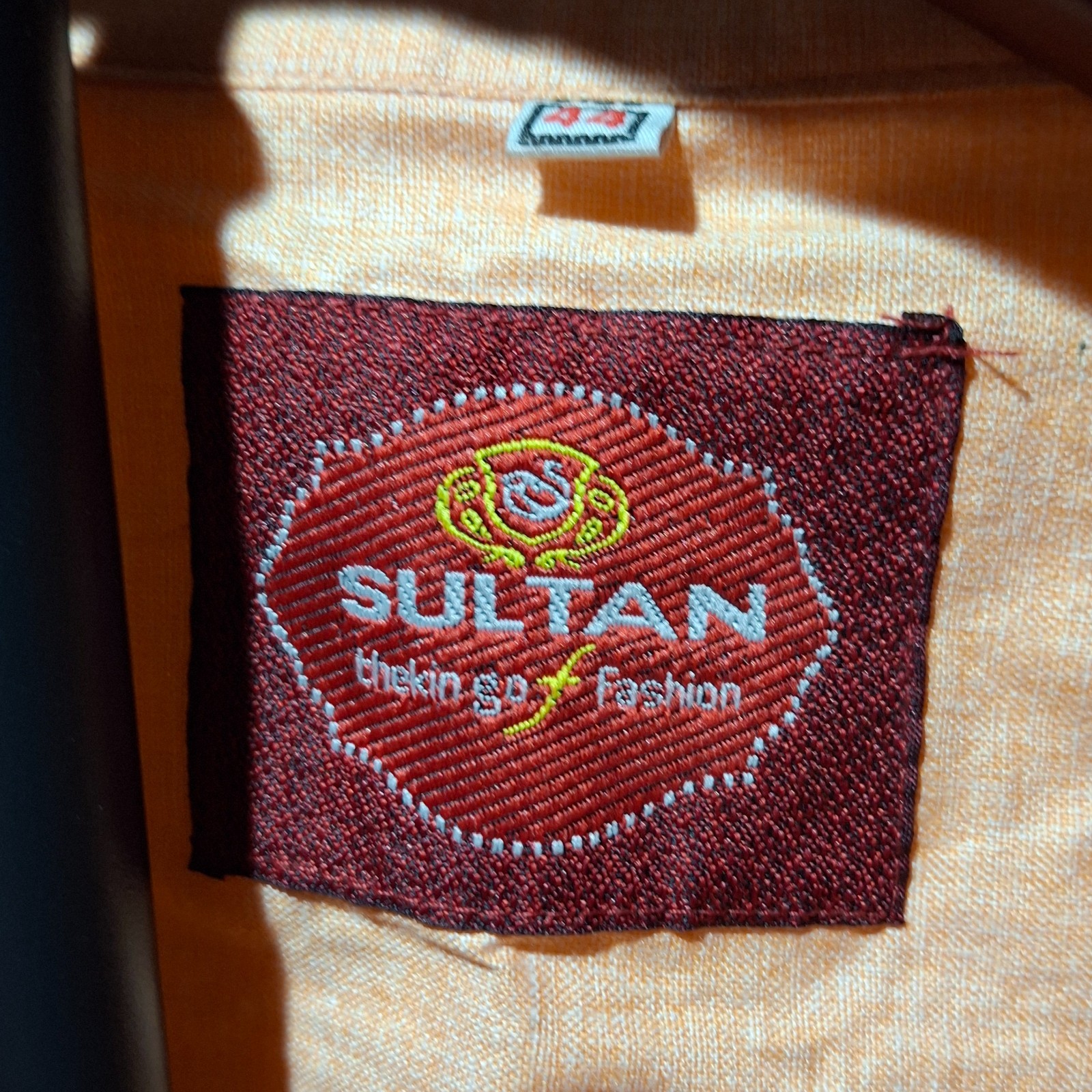 Sultan Men’s Peach Embroidered Kurta Size 44 XL Indian Wedding Festive Tunic