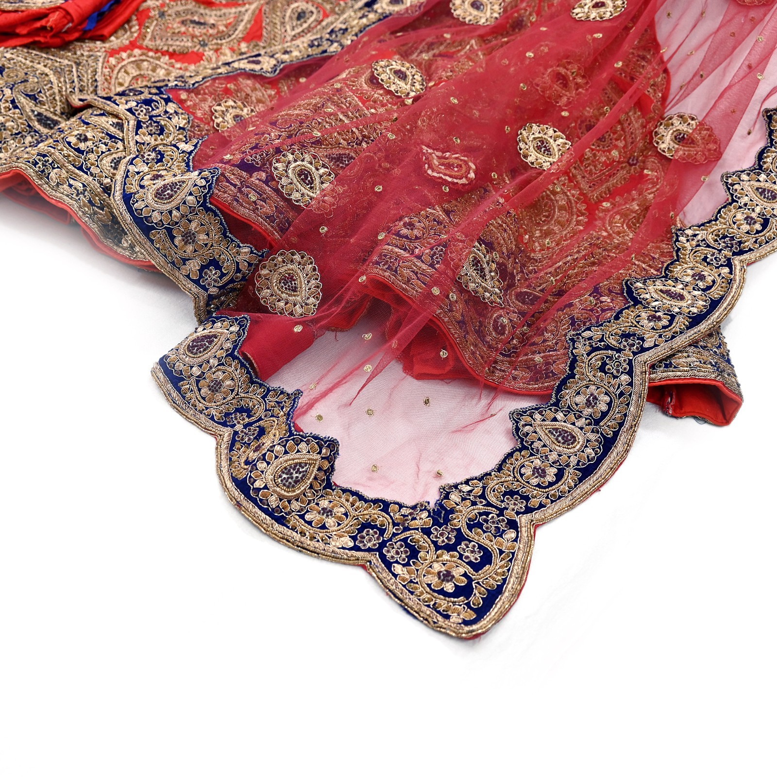 Heavy Red Raw Silk/Net Hand Embroidered Lehenga 3pcs Set By Designer Sabyasachi
