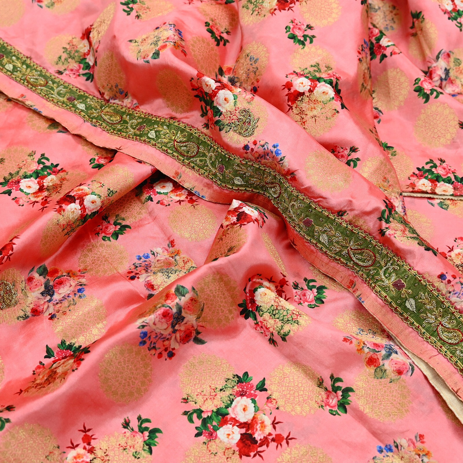Vintage Peach Sarees Hand Embroidered Woven Brocade Sari Fabric 6Yd Sewing Dabka