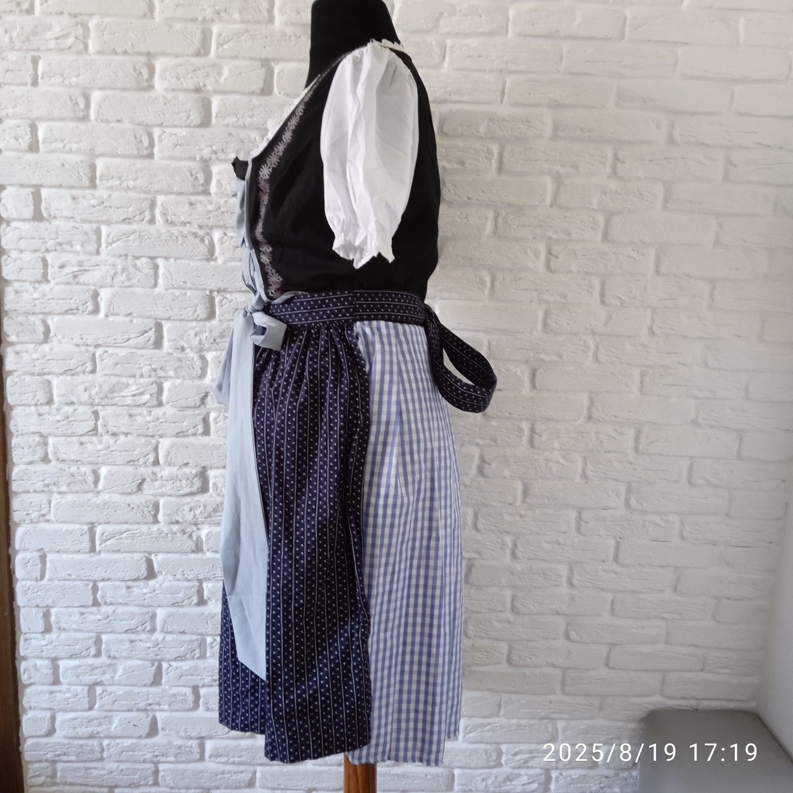 TYROL OKTOBERFEST DIRNDL WOMENS ONE PIECE MULTI-COLORED CHECKED DRESS SIZE L