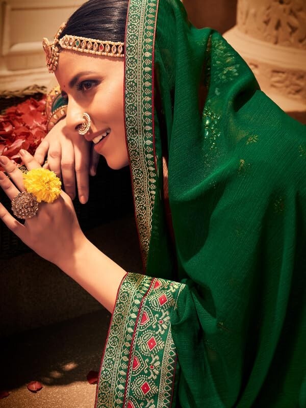 Women’s Mix Catalog Sarees With Unstitched Blouse Piece