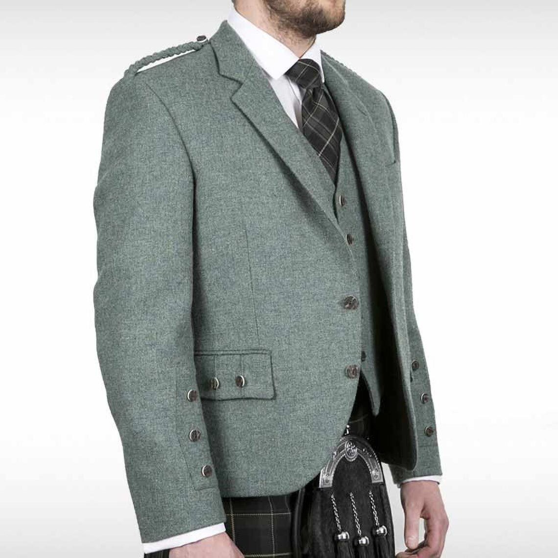 Men’s Lovat Green Argyle Jacket With Waistcoat Wool Highlander Kilt Jacket