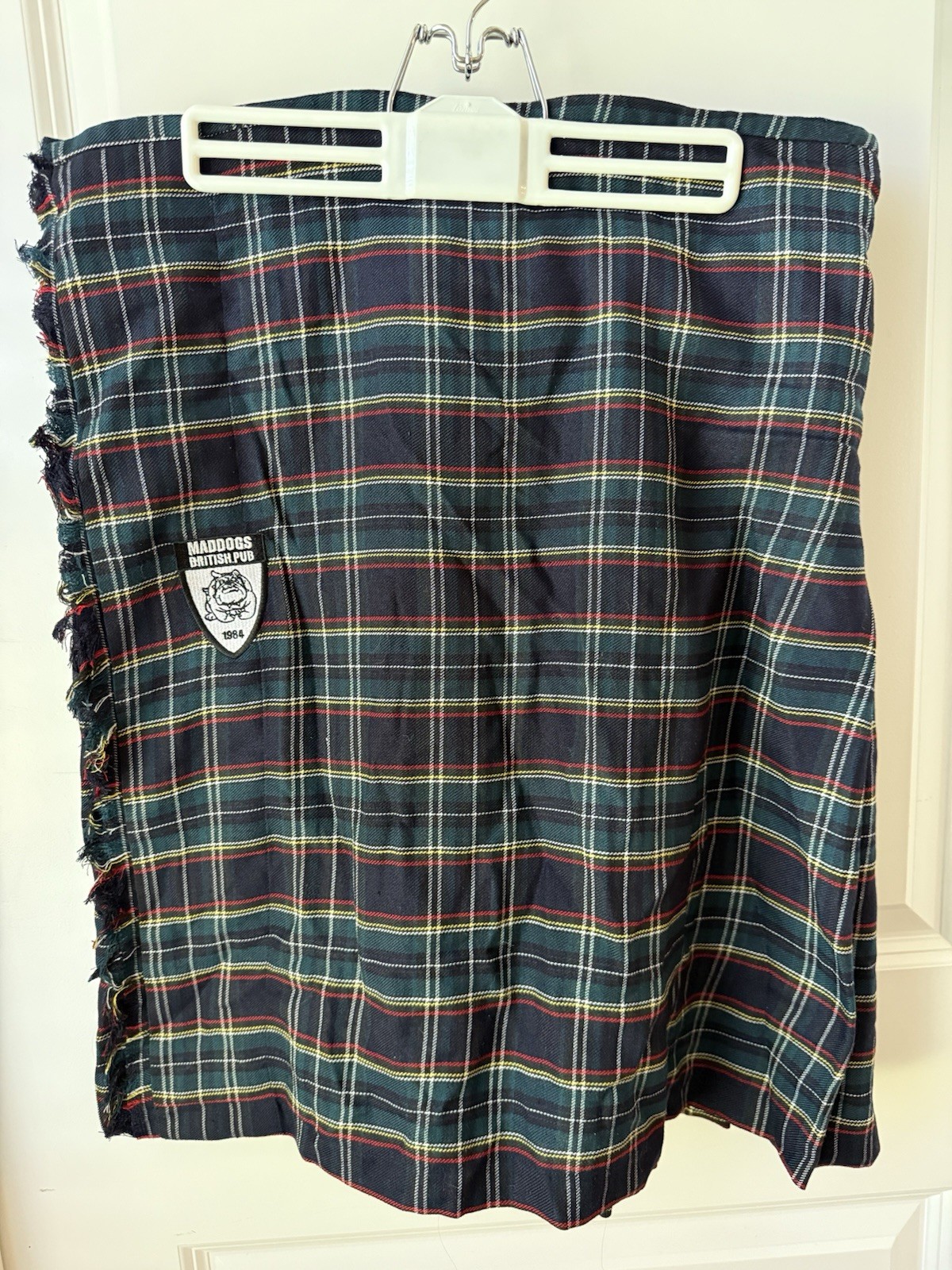 Maddogs British Pub Men’s Kilt Navy Green Size SMALL Scottish German Wurstfest