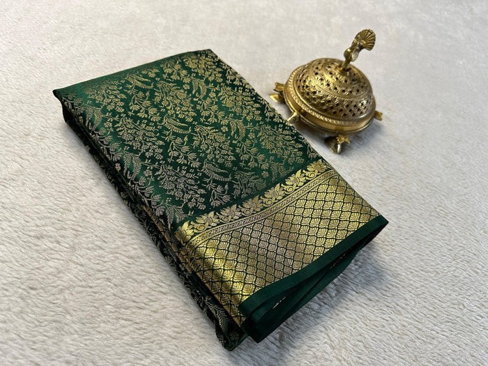 Women Green Mysore Silk Jacquard Zari Work Saree With Unstitched Blouse Piece