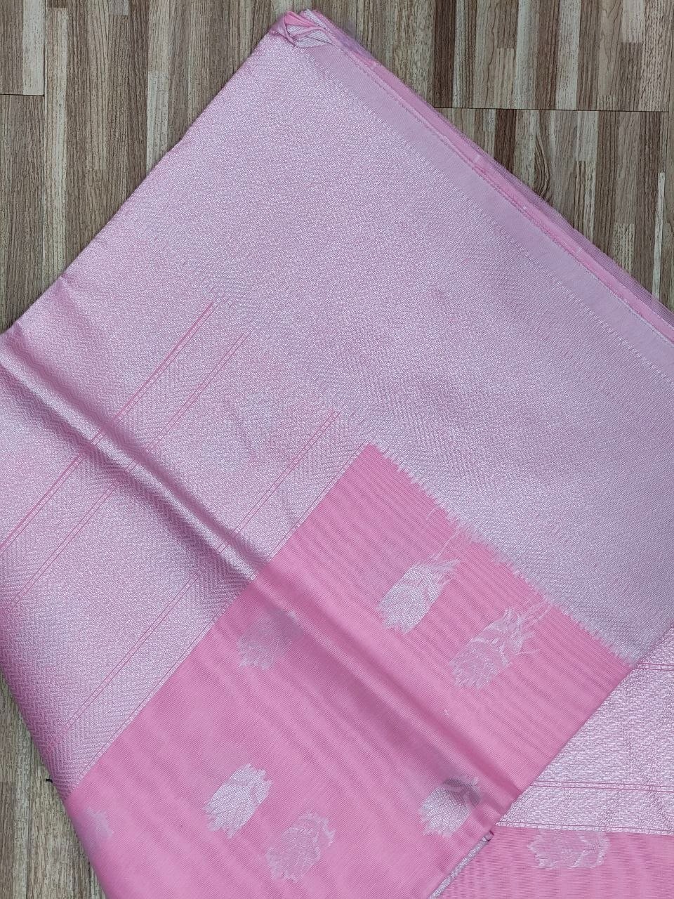 Soft Cotton Women’s Saree Lightweight Breathable Summer Daily Wear Ethnic Saree