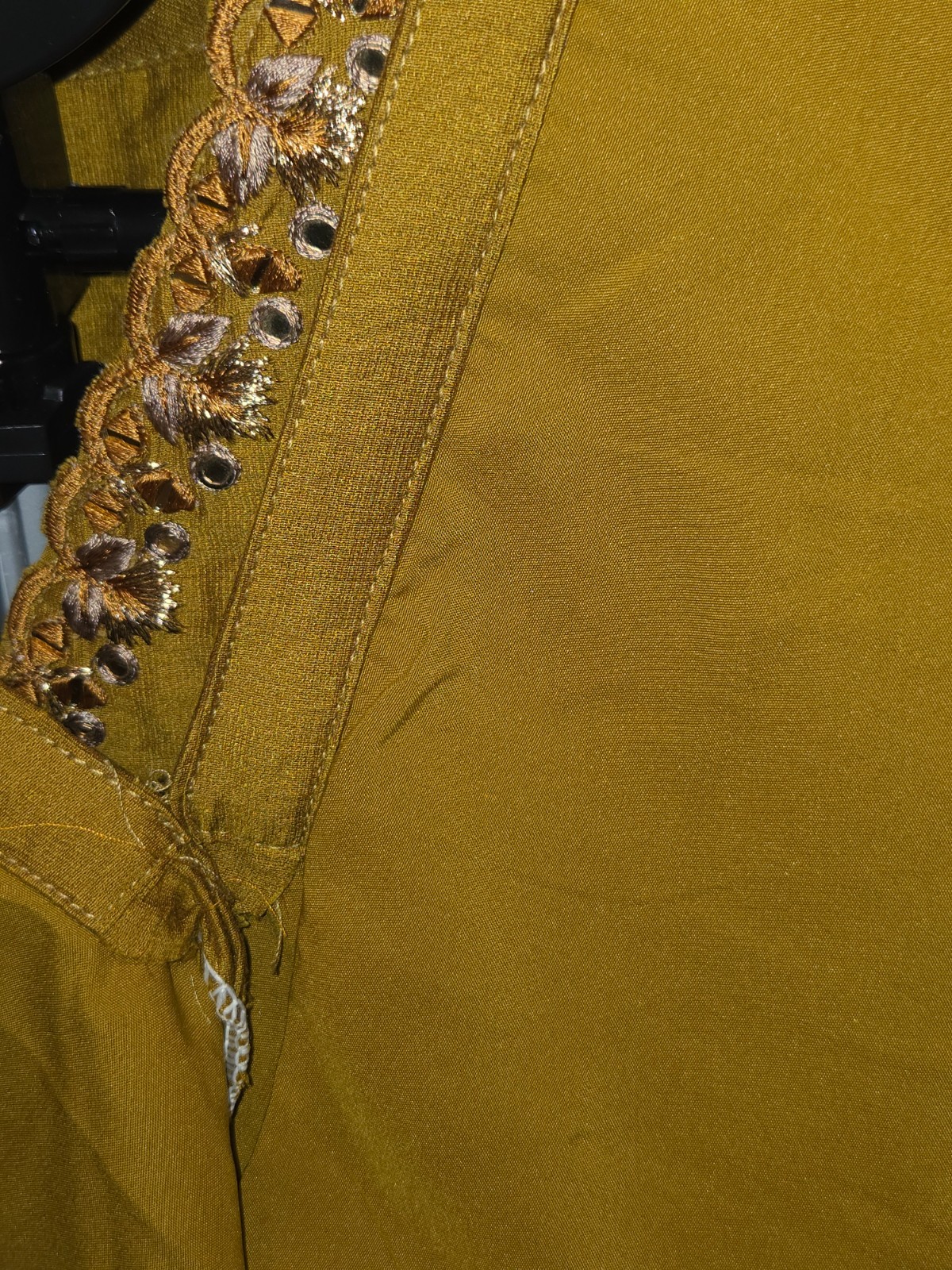 Kurta Straight Mustard Yellow with Flower Embroidery Size Womens Large Large