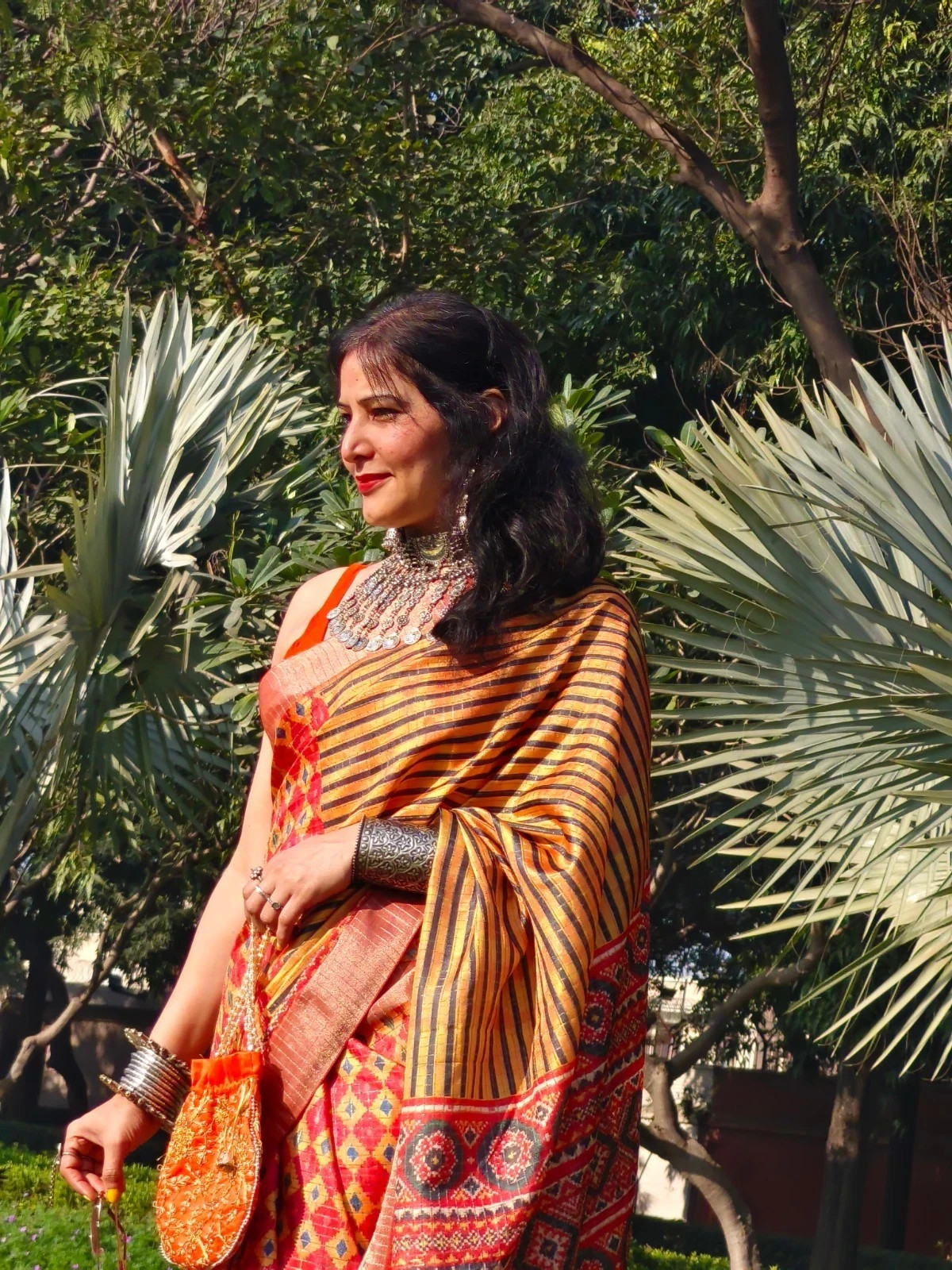 Cotton Silk Saree – Wide Border with Floral and Geometric Motif Pallu