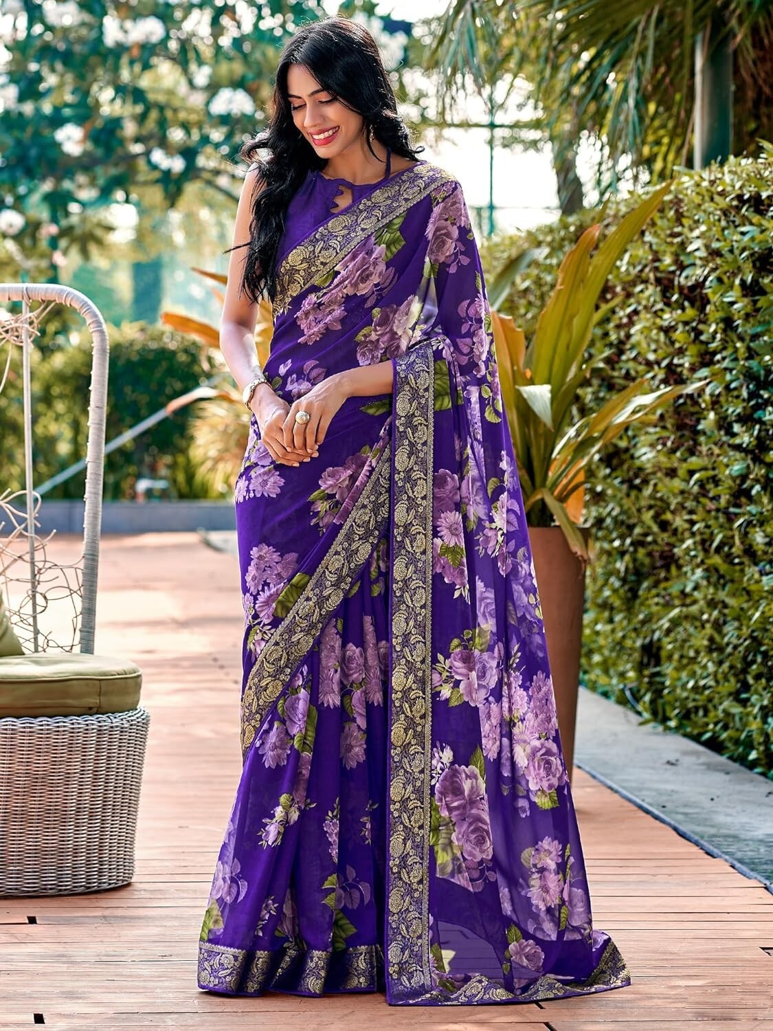Women’s Floral Georgette Lace Border Saree With Unstitched Blouse Piece