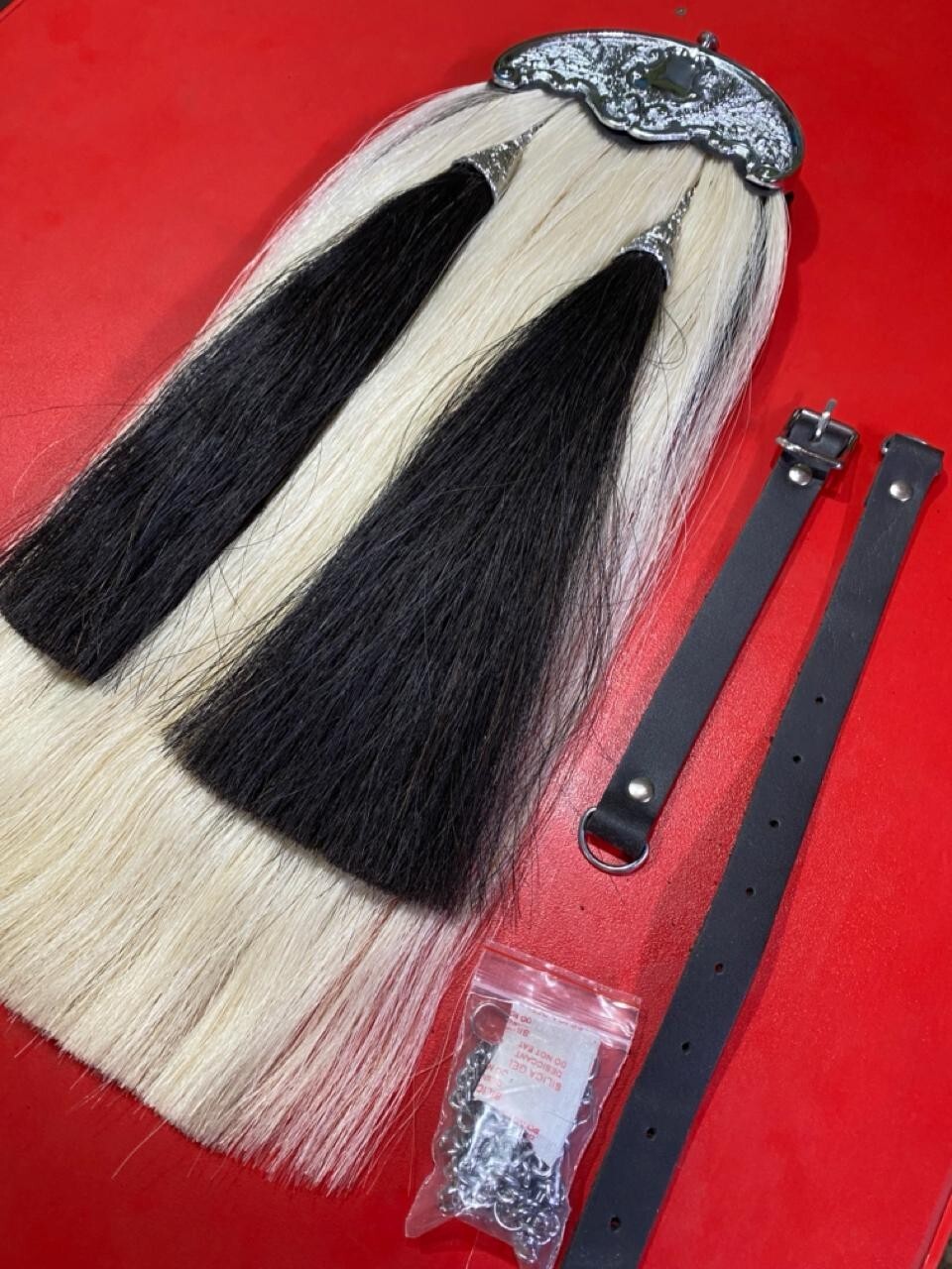 Premium Scottish Kilt Sporran | White Horse Hair | Antique Cantle | Bagpipe