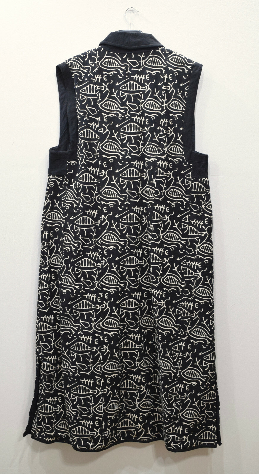 Sleeveless Duster African Black White Cotton Fish