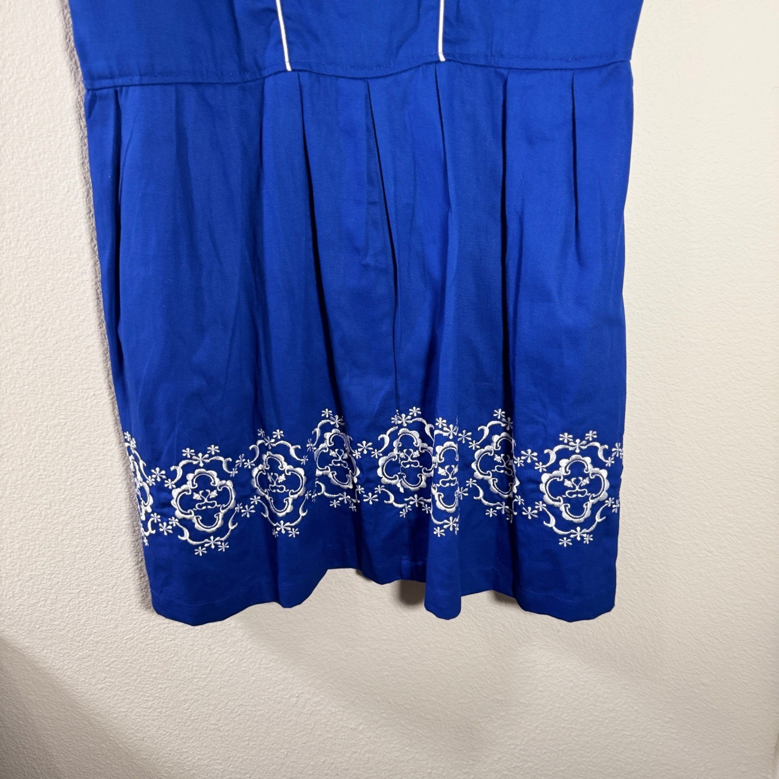 Dirndl Trachten Haus Blue Embroidered Bavarian Dress Size 52 22 Oktoberfest READ