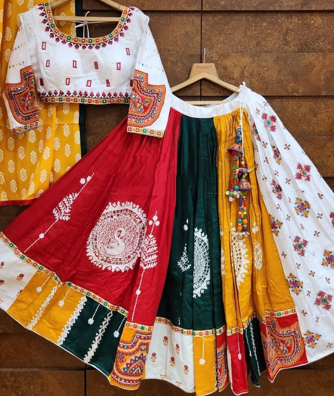 Beautiful Multicolor Navratri Lehenga Choli For Women By Aadat export