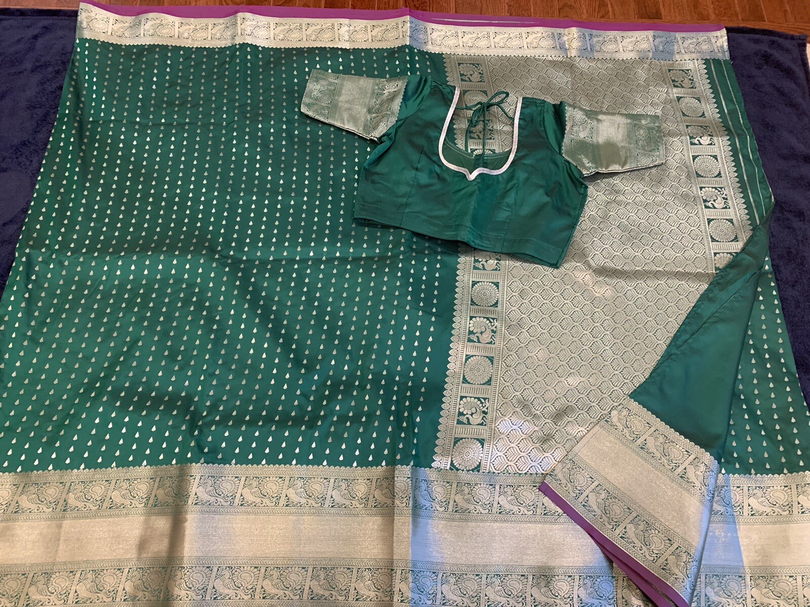 New Benarsi Soft Silk Saree with Stitched blouse 40/42
