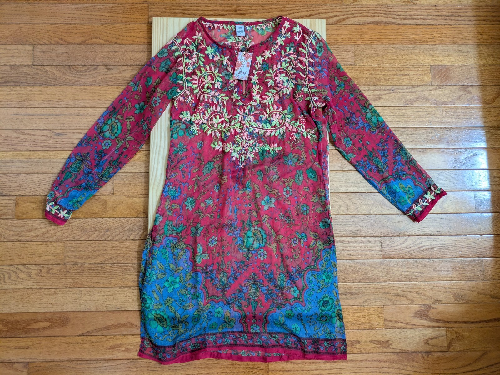measurements: new-with-tags S silk soft see-thru high-side-slit embroidery kurta
