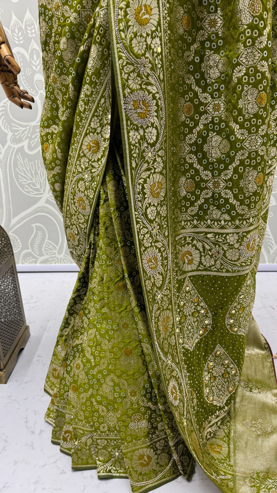 Women’s Pashmina Silk Saree Elegant Gold Zari Border Saree