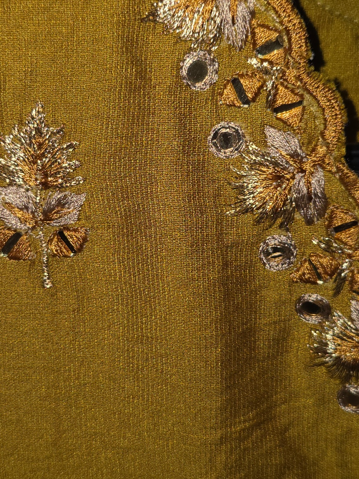Kurta Straight Mustard Yellow with Flower Embroidery Size Womens Large Large