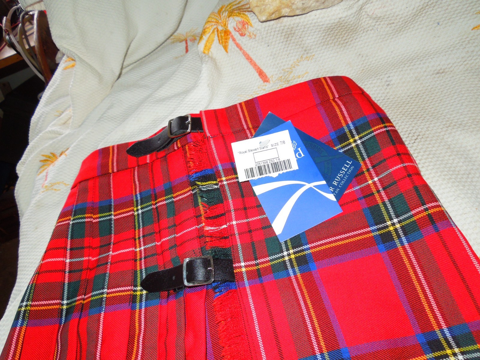 HECTOR RUSSELL Made in Scotland Child Royal Stewart Kilt Wool Blend Size 7-8 YRS