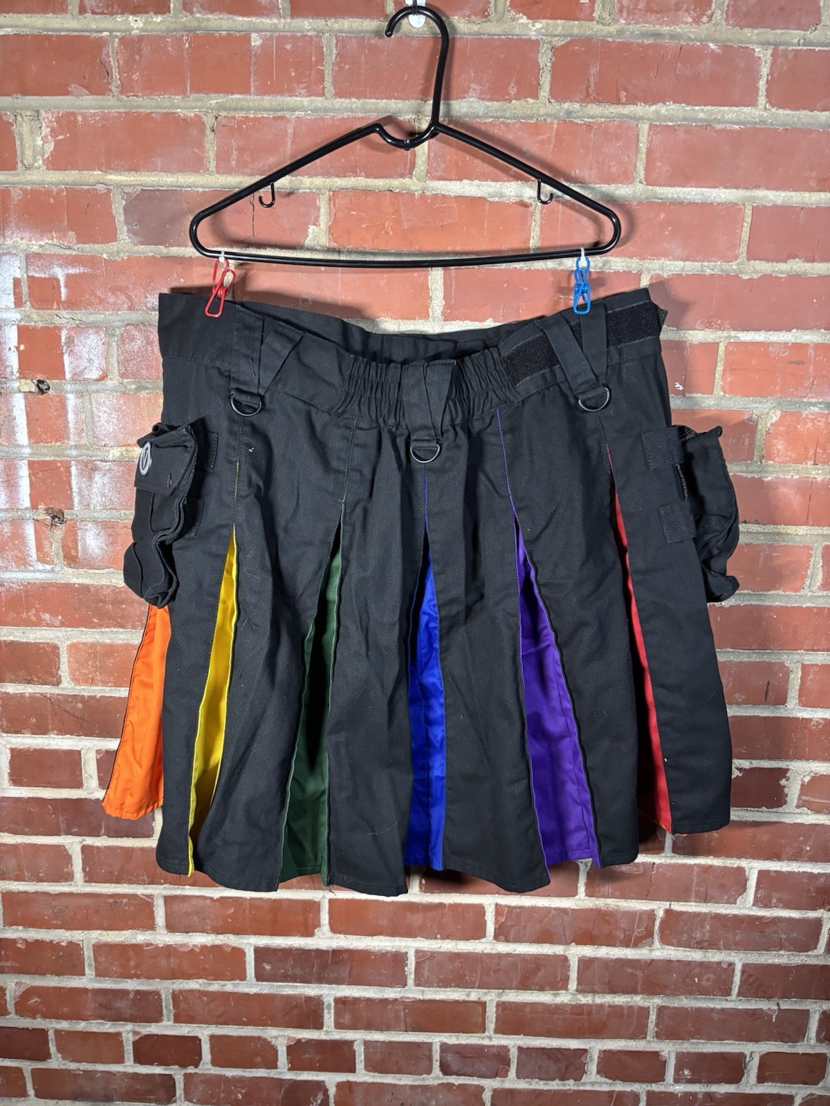 Verillas Black & Multicolor Cargo Kilt Size XL Adjustable Waist Rainbow Pride