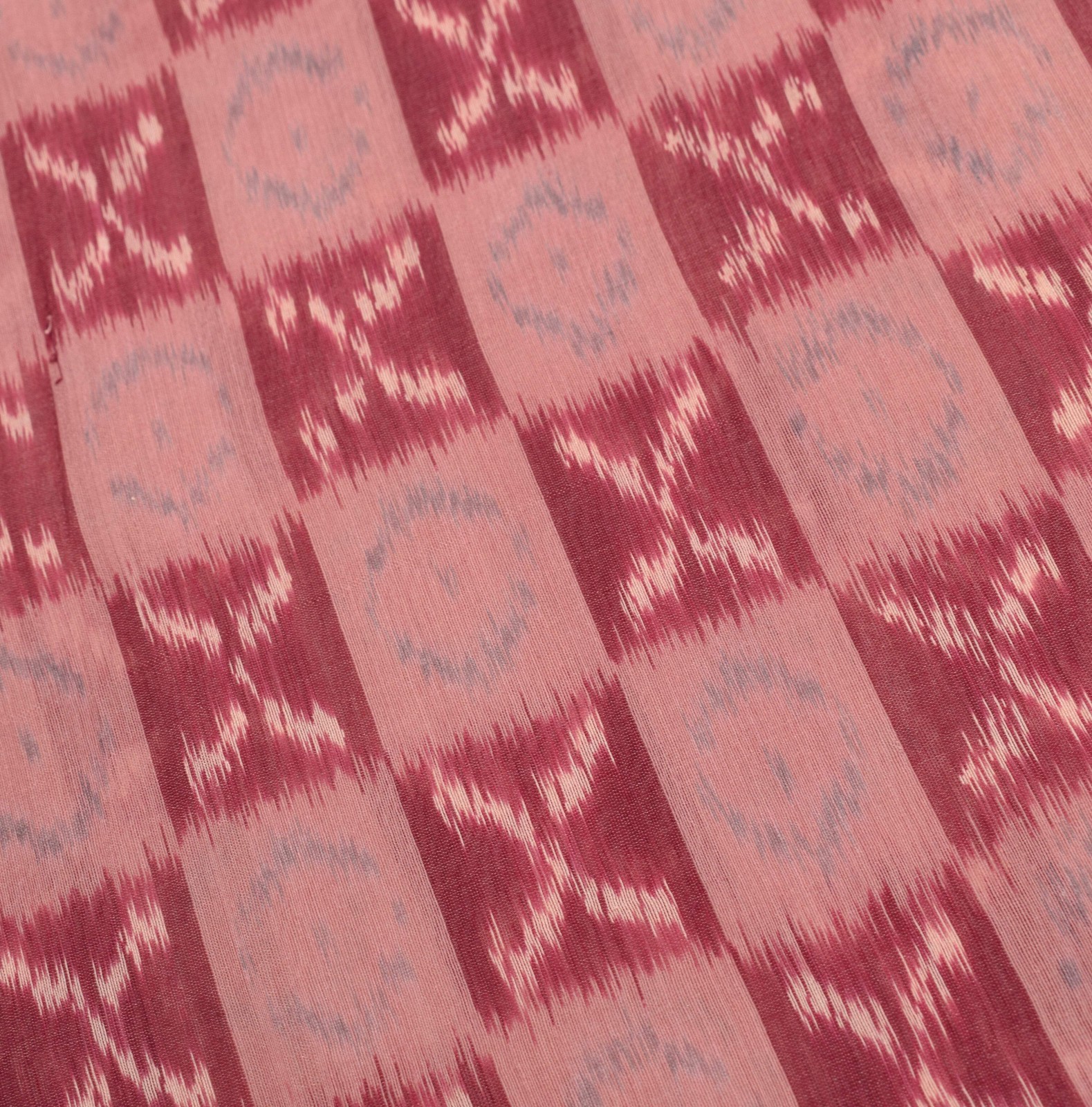 Sushila Vintage Magenta Saree 100% Pure Cotton Silk Hand Woven Pochampally Ikat