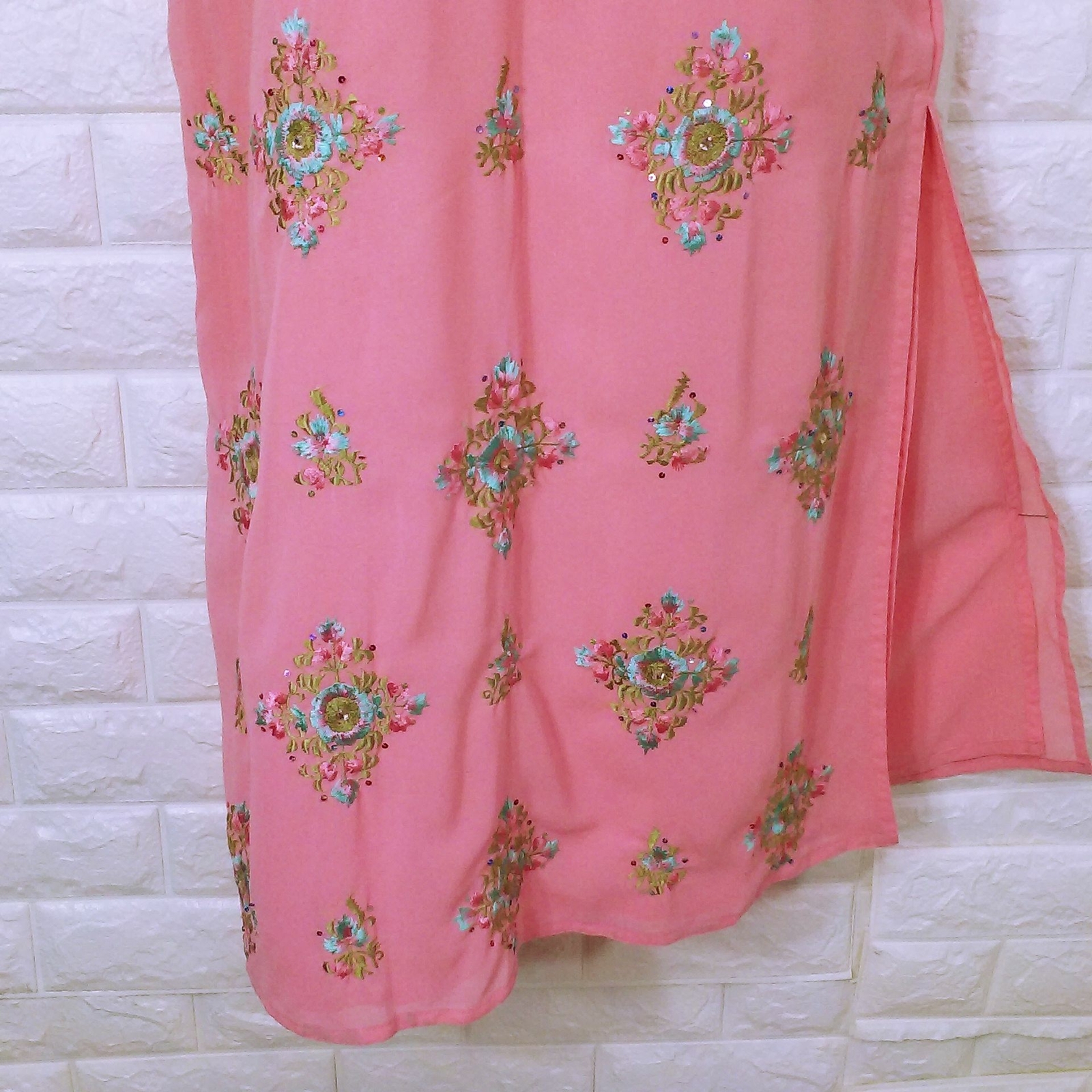 Vintage Kurta Sari Tunic Top sz-42 (M/L) Sheer Embellished Bling Glam Slits Pink